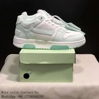 woman men Designer Sneakers 
 Top Suede Leather